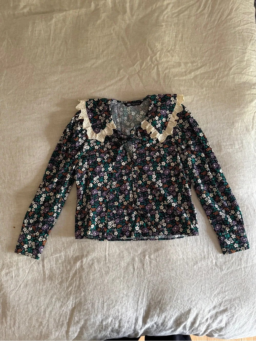 Zara Multicolored Floral Printed Lace Trim Collar Top Size S
